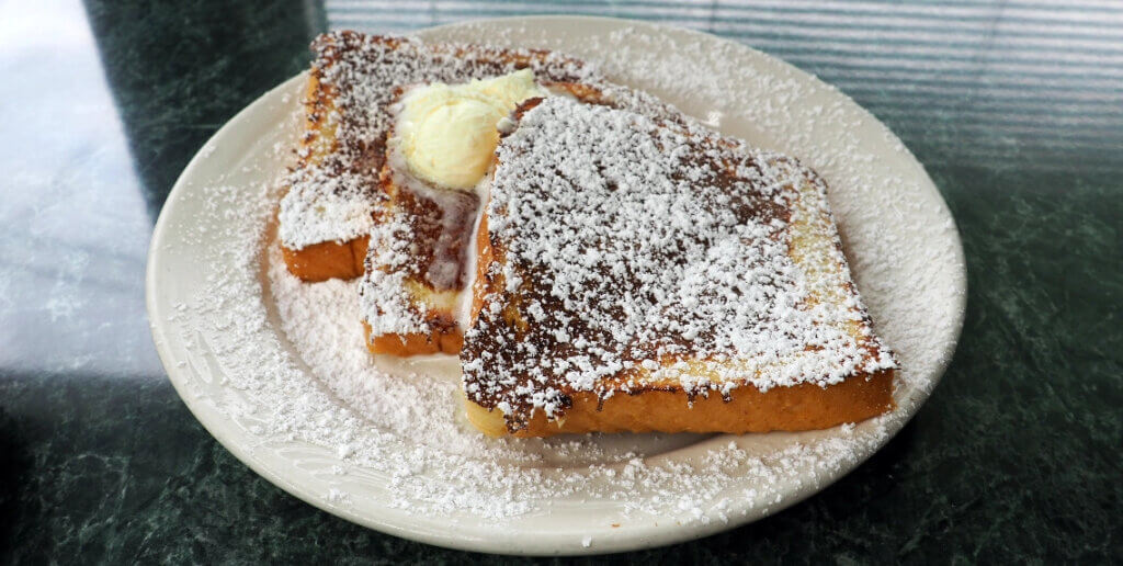 Mr. Pancake signature dishes Buttermilk Pancakes
Pigs in a Blanket
French Toast